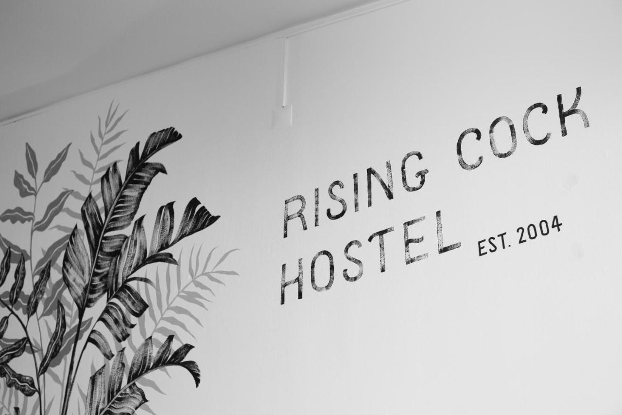 Rising Cock Party Hostel Lagos Eksteriør bilde